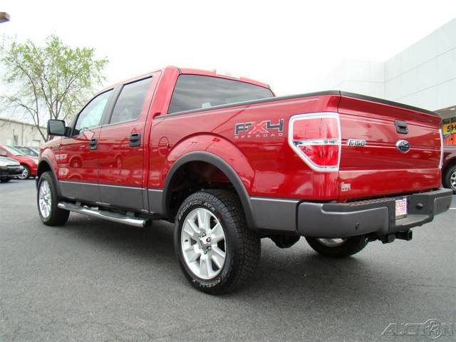 20" Ford F150 King Ranch Wheels Pirelli Tires FX4 22 18